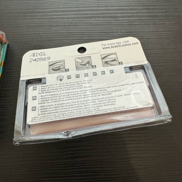 False lashes - Pack of 2. New! - Picture 4 of 4